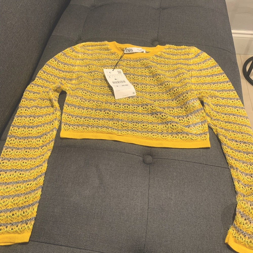 Knit crop top